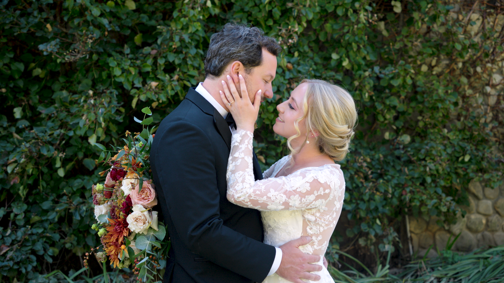 The Barn on New River | Holly + Sasha |